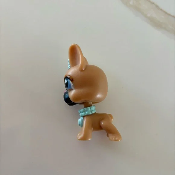 Littlest Pet Shop (LPS) French Bulldog #691 - Picture 3 of 4